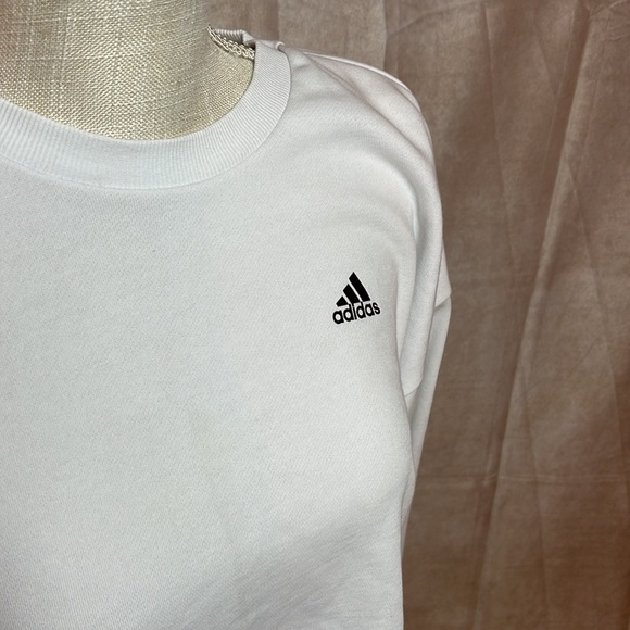 Adidas Woman top Sz XS - Picture 2 of 6